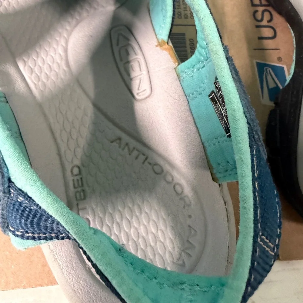 Keen Newport H2 Sandals Womens 11 Blue Teal Waterproof Hiking Sport Closed Toe